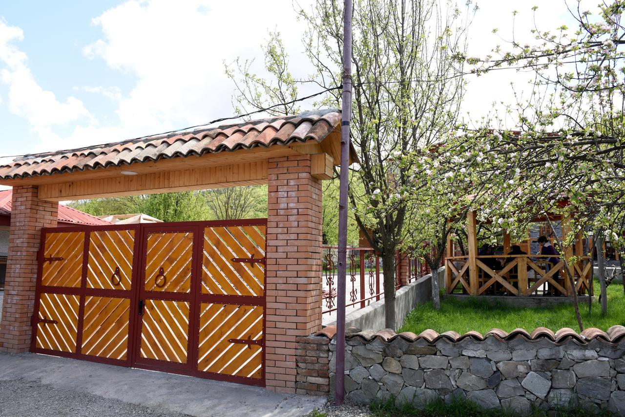 Nikala Bed & Breakfast Telavi Exterior foto