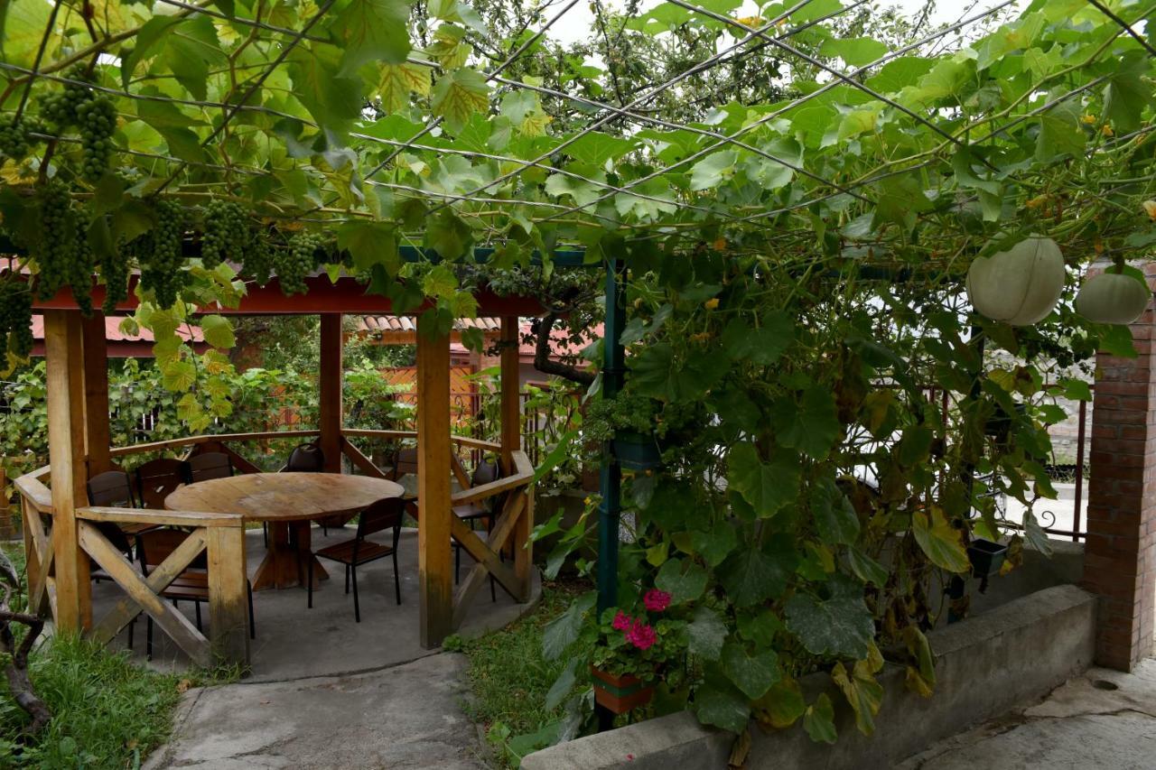 Nikala Bed & Breakfast Telavi Exterior foto