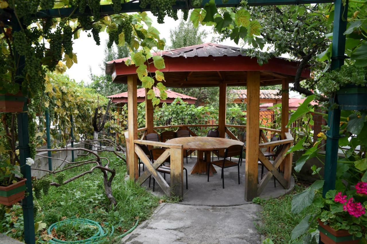 Nikala Bed & Breakfast Telavi Exterior foto